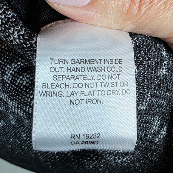 Alfred Dunner Women PM Leopard‎ Print Rhinestone Embellished Cardigan Sweater - Picture 8 of 10